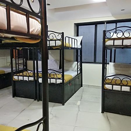 Bandra Dormitory Only For Indian Мумбаї Екстер'єр фото