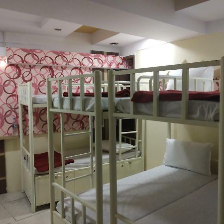 Bandra Dormitory Only For Indian Мумбаї Екстер'єр фото