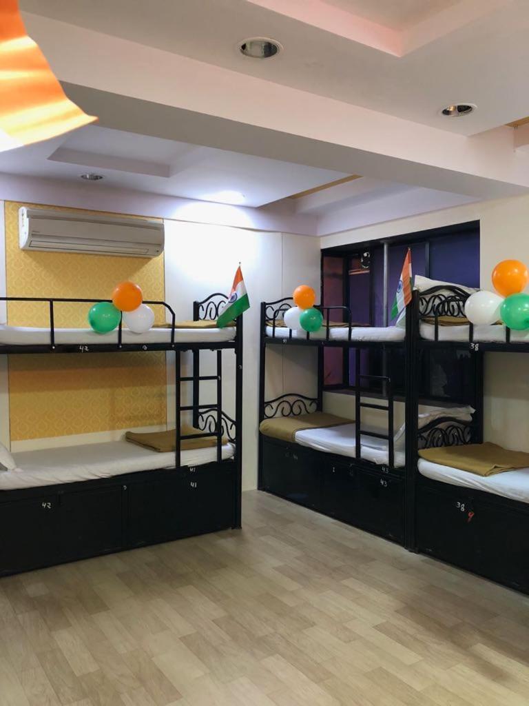 Bandra Dormitory Only For Indian Мумбаї Екстер'єр фото