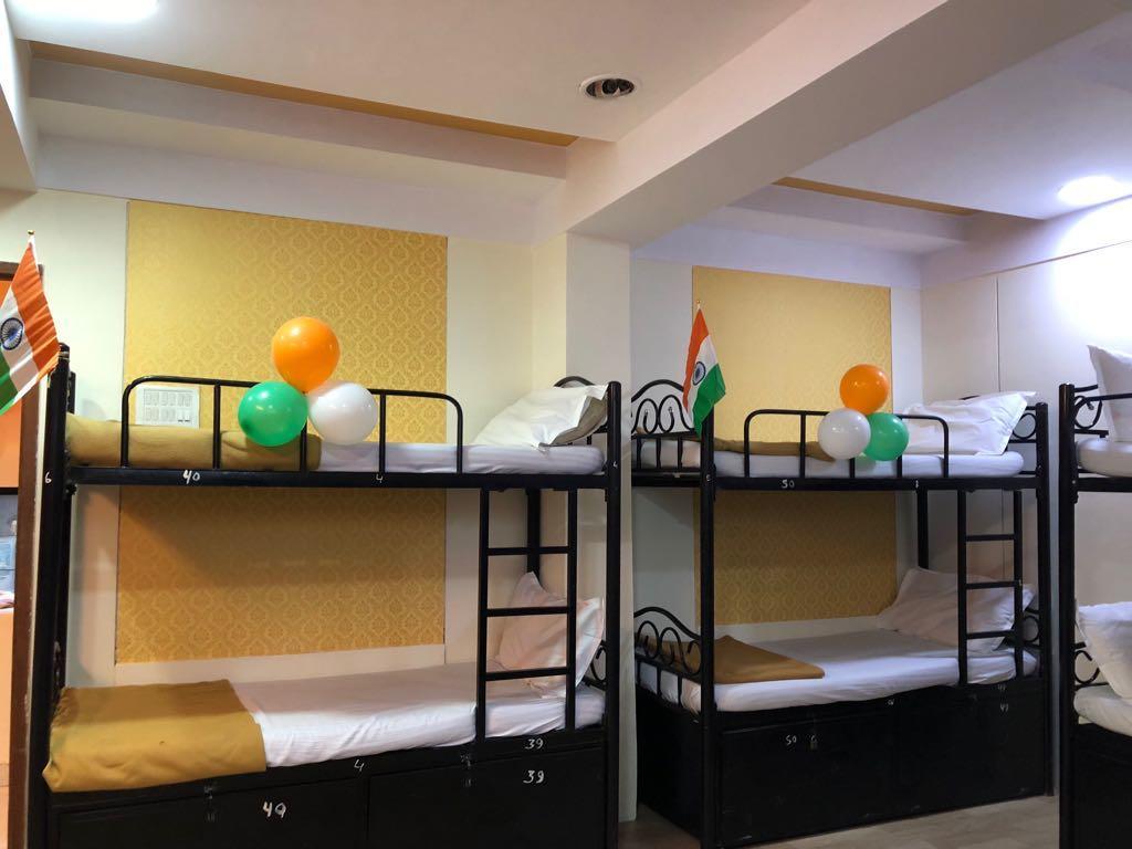 Bandra Dormitory Only For Indian Мумбаї Екстер'єр фото