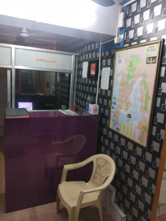 Bandra Dormitory Only For Indian Мумбаї Екстер'єр фото